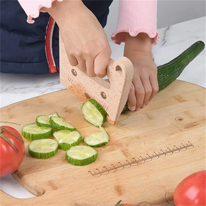 Kinderküchenmesser aus Holz