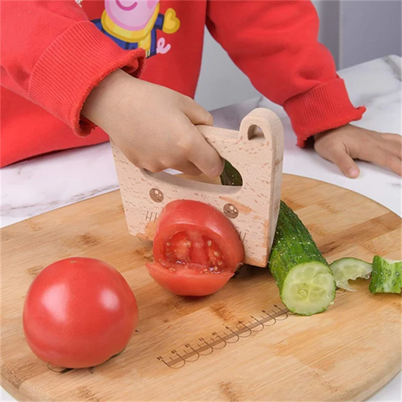 Kinderküchenmesser aus Holz