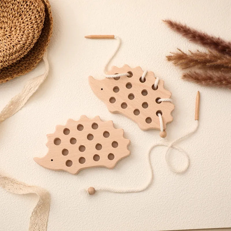 Einfädelspiel für Kinder